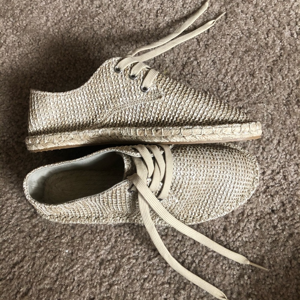 Hand woven shoes